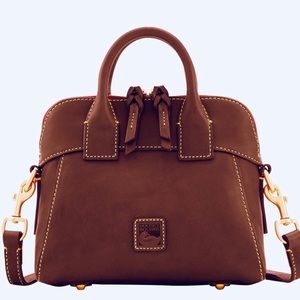 ✨HP🎉Dooney & Bourke Florentine Cameron Crossbody Satchel, Chestnut